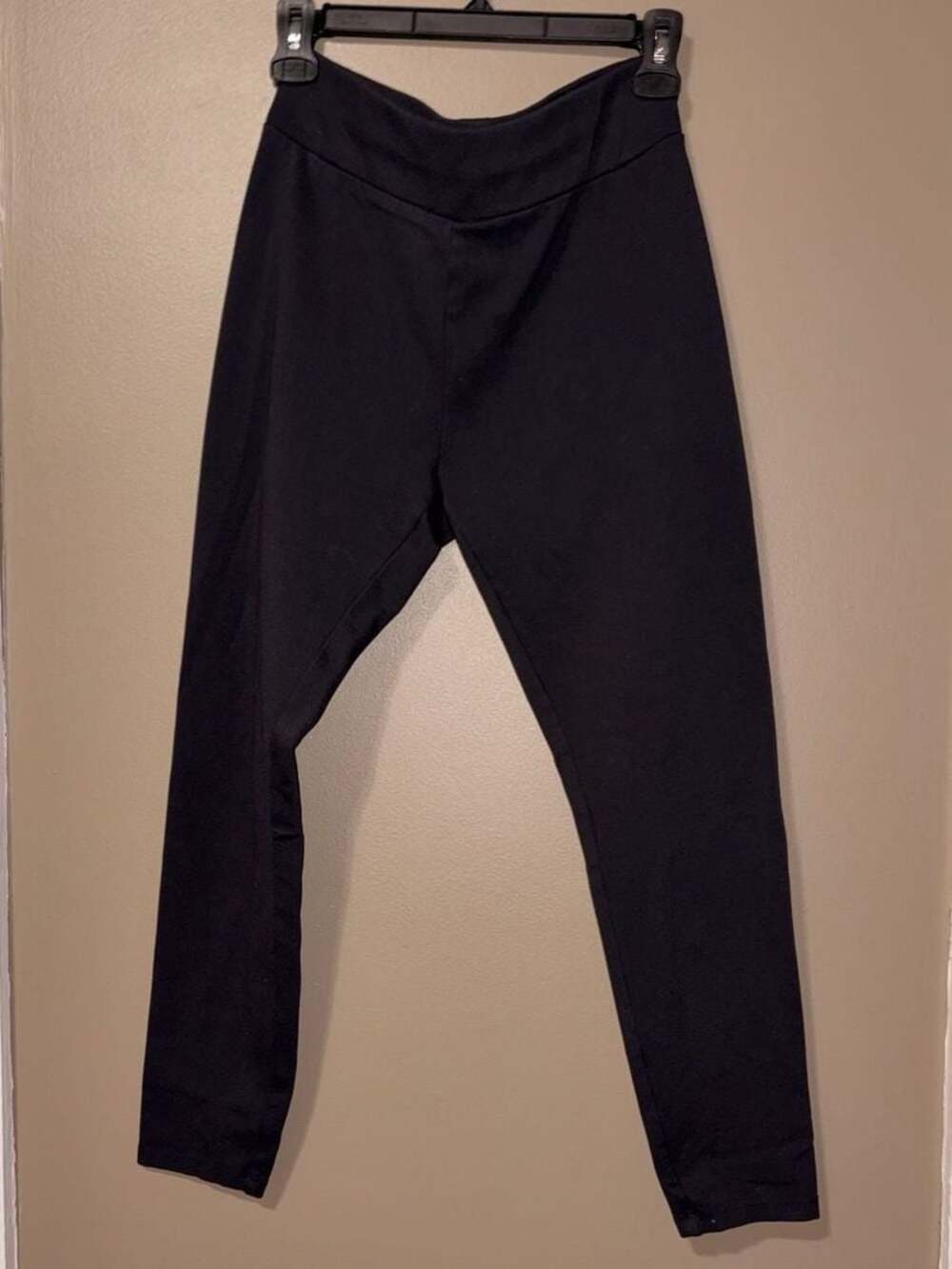 Daily Ritual Women's High-Rise Black Leggings
